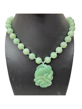 Vtg Green Jade Beaded Necklace Carved Pendant Sterling Silver Floral Clasp 25"